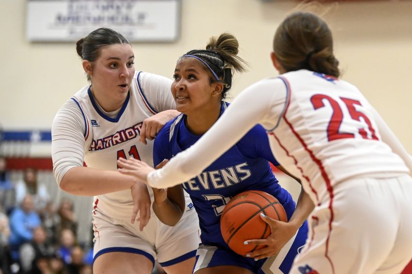 Rapid City Stevensâ€™ Taaliyah Porter named 2025 South Dakota Miss Basketball 